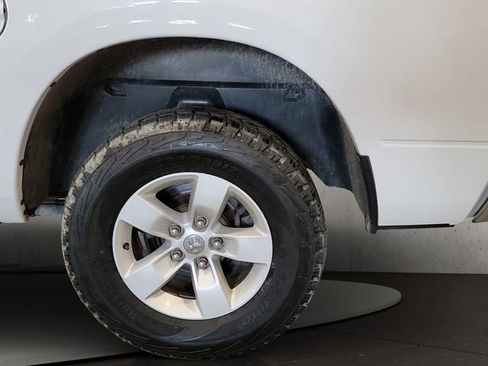 Used 2023 RAM 1500 Classic SLT w/ Protection Group AWD/4WD image 14