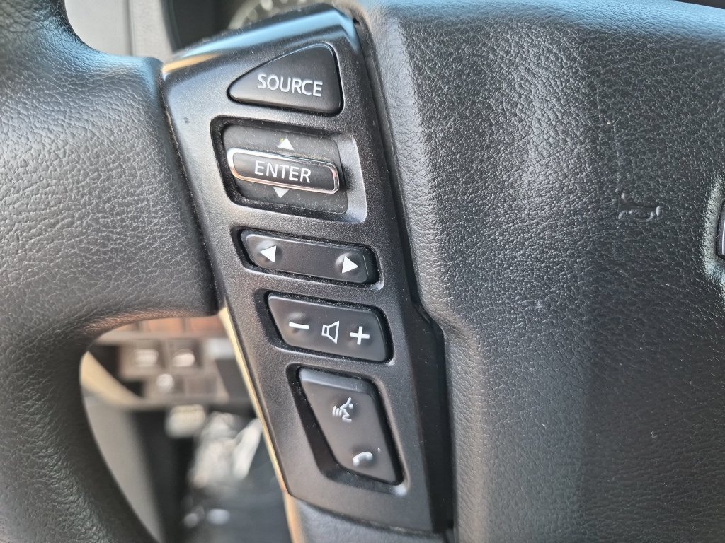 Used 2023 Nissan Frontier SV w/ Technology Package AWD/4WD image 18