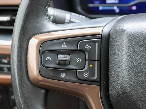 Used 2024 Chevrolet Tahoe High Country AWD/4WD image 10