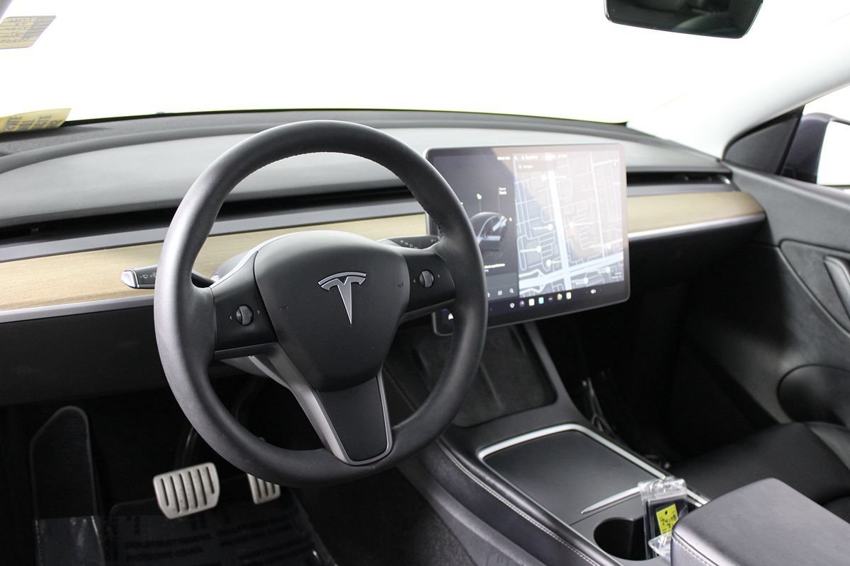 Used 2022 Tesla Model Y Performance AWD/4WD image 11