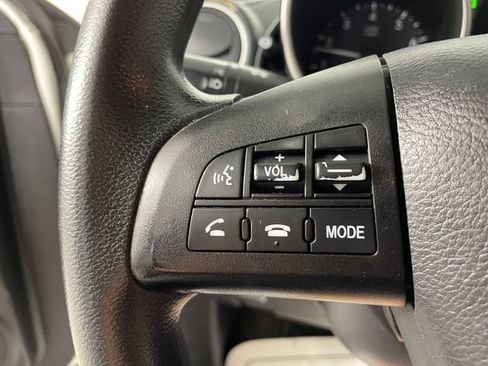 Used 2010 MAZDA MAZDA3 i Touring FWD image 12