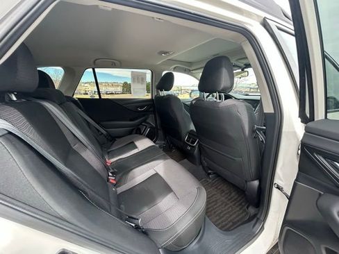 Used 2025 Subaru Outback Premium image 28