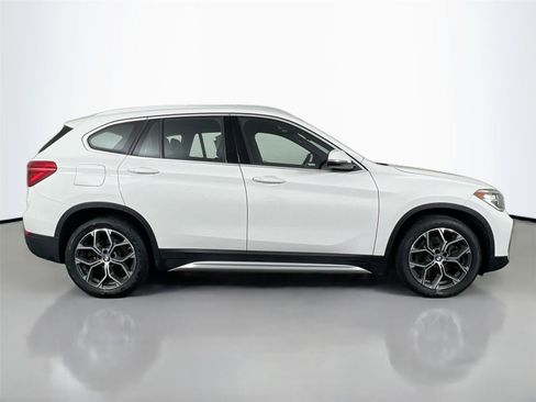 Used 2021 BMW X1 xDrive28i w/ Convenience Package AWD/4WD image 7