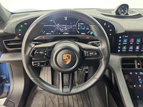 Used 2022 Porsche Taycan 4 Cross Turismo AWD/4WD image 32