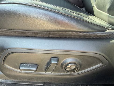 Used 2022 Jeep Grand Cherokee Limited image 14