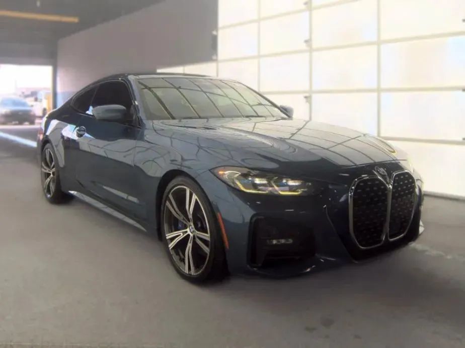 Used 2021 BMW 430i Coupe w/ Executive Package RWD image 3