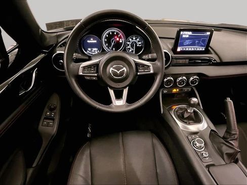 Used 2018 MAZDA MX-5 Miata RF Grand Touring RWD image 5