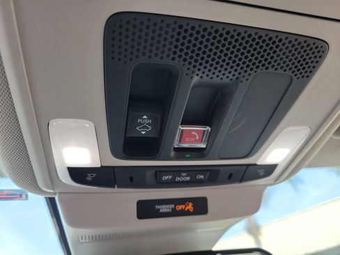 Used 2023 Honda Accord EX image 21