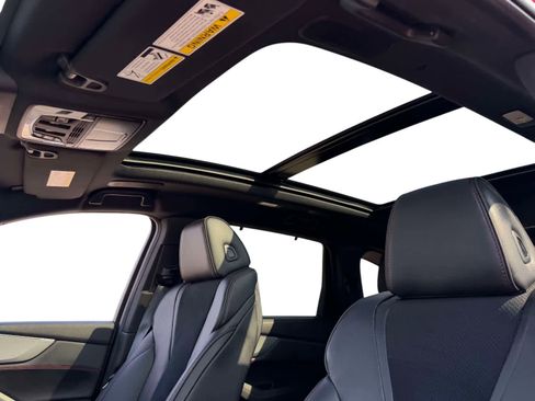 Used 2025 Acura MDX A-Spec image 10