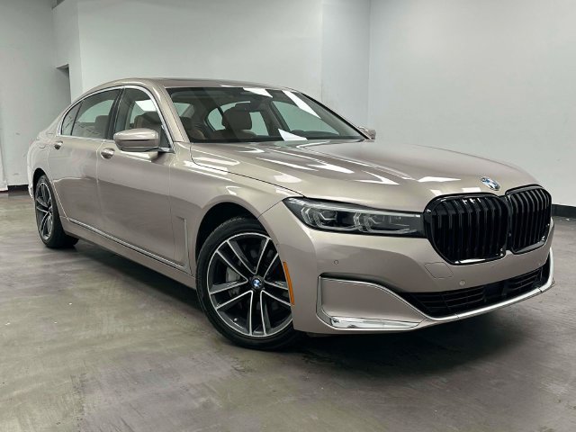 Used 2021 BMW 750i xDrive AWD/4WD image 5