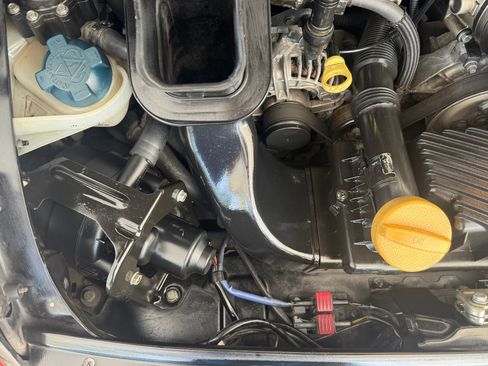 Used 2002 Porsche 911 Cabriolet image 41