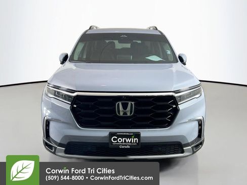 Used 2023 Honda Pilot Elite image 4