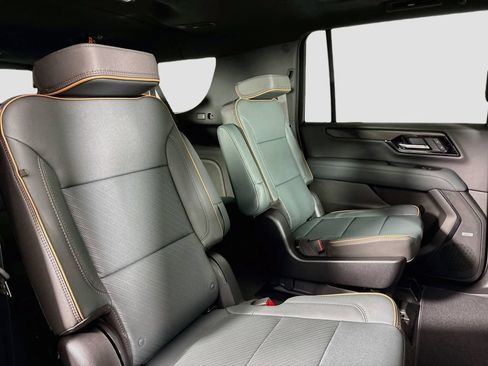 New 2026 GMC Yukon XL AT4 w/ AT4 Premium Package AWD/4WD image 29