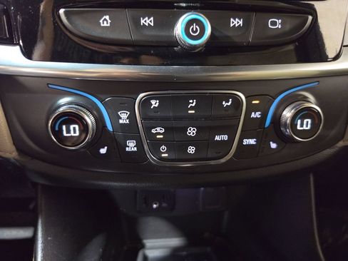 Used 2023 Chevrolet Traverse LT w/ LPO, Cargo Package AWD/4WD image 16