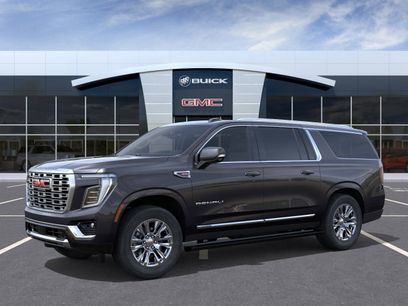 New 2026 GMC Yukon XL Denali w/ Sun & Power Step Package