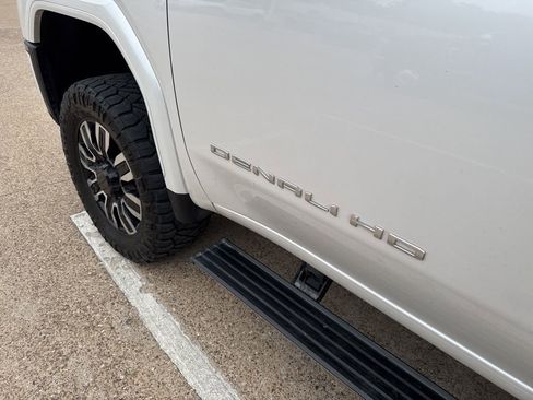 Used 2024 GMC Sierra 2500 Denali Ultimate image 22