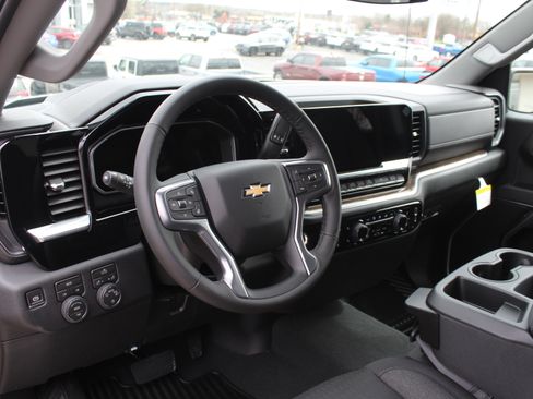 New 2026 Chevrolet Silverado 1500 LT image 10