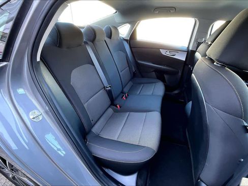 Used 2022 Kia Forte LXS image 20