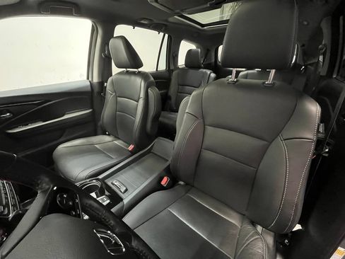 Used 2022 Honda Pilot Elite image 11