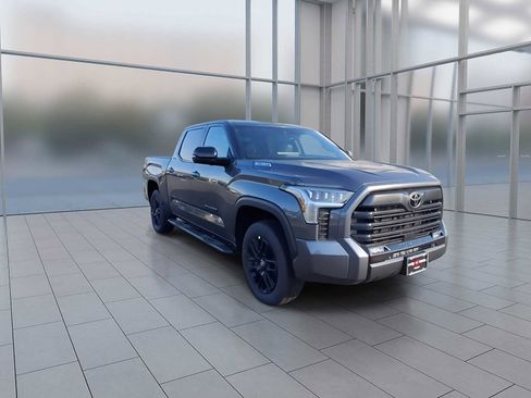 New 2026 Toyota Tundra Limited AWD/4WD image 5