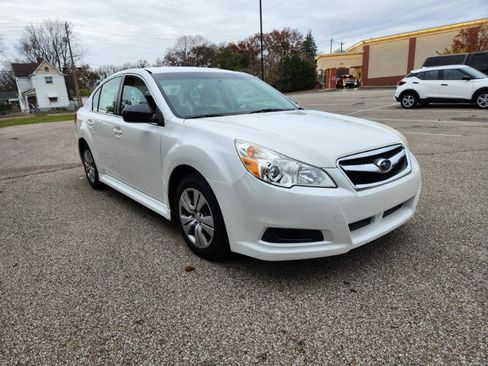 Used 2012 Subaru Legacy 2.5i image 12