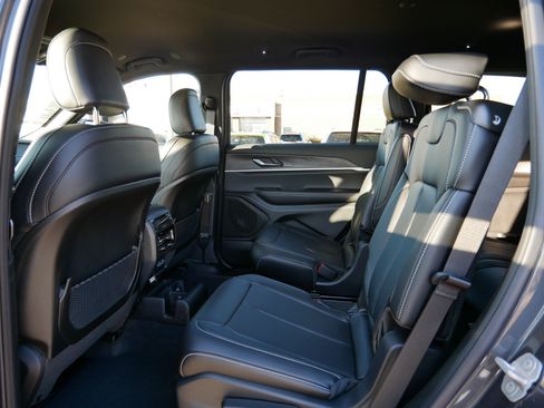 New 2025 Jeep Grand Cherokee L Limited image 7