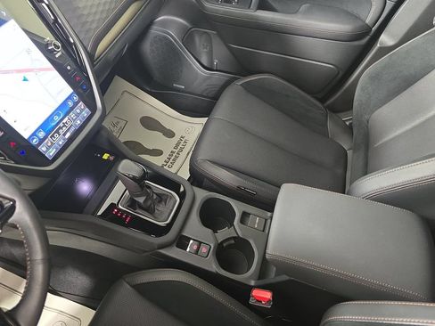 Used 2025 Subaru Forester Touring AWD/4WD image 21