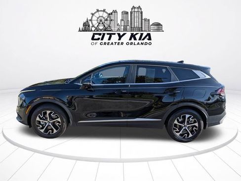 Certified 2025 Kia Sportage EX FWD image 3