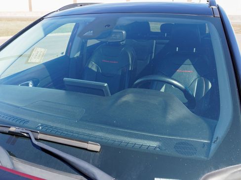 Used 2022 Jeep Compass Trailhawk w/ Trailhawk Elite Group image 37