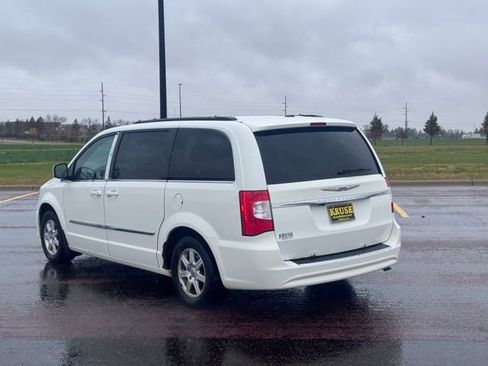 Used 2012 Chrysler Town & Country Touring w/ Entertainment Group #1 image 31