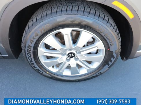 Used 2025 Hyundai Palisade SEL FWD image 33
