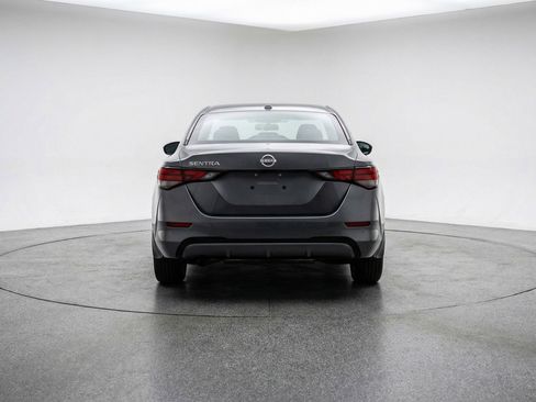 Used 2025 Nissan Sentra S image 7