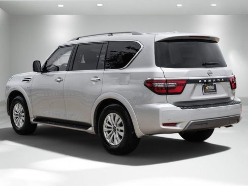 Used 2021 Nissan Armada SV AWD/4WD image 8