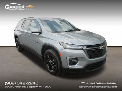 Used 2023 Chevrolet Traverse LT