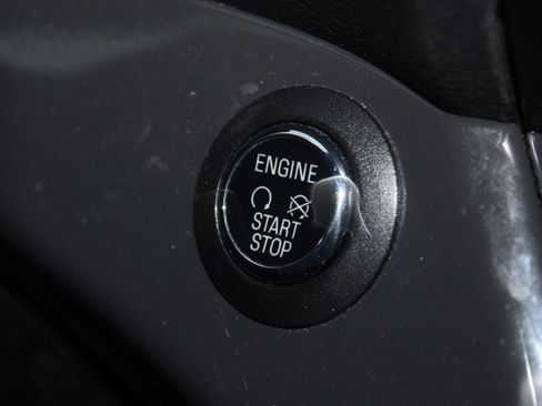 Used 2015 Ford Escape Titanium image 33