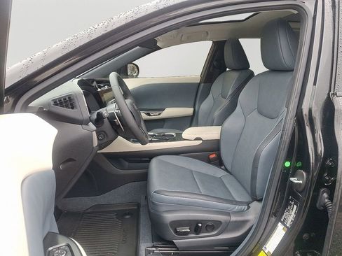 Used 2024 Lexus RZ 300e Premium w/ Accessory Package (Z1) image 14