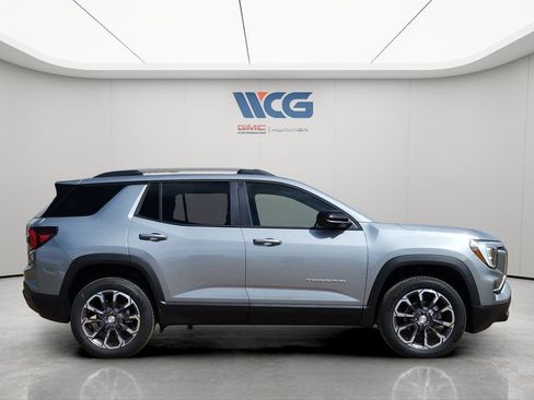 New 2026 GMC Terrain Elevation AWD/4WD image 3