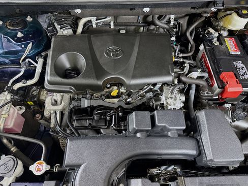 Used 2022 Toyota RAV4 XLE image 39