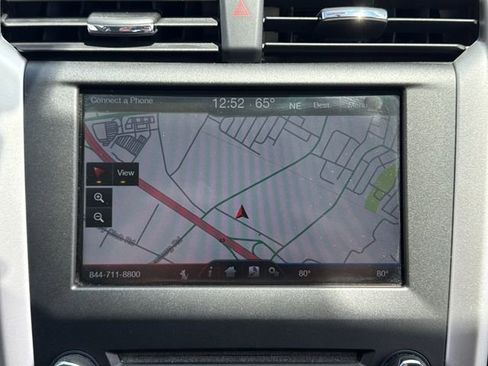 Used 2016 Ford Fusion SE FWD image 29