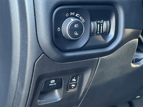 Used 2022 RAM 1500 Laramie image 27