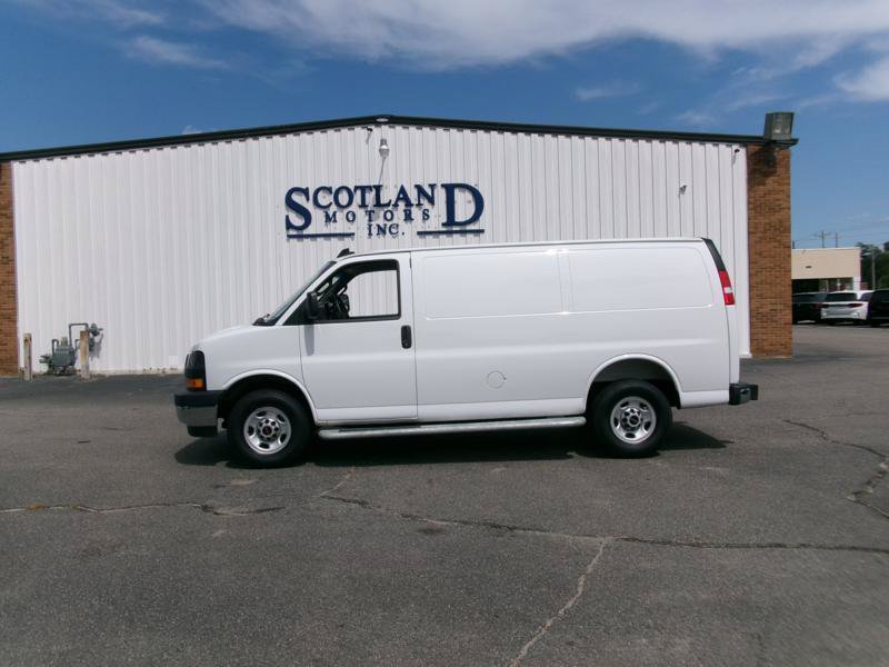 Used 2025 GMC Savana 2500 w/ Driver Convenience Package RWD image 1