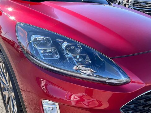 Used 2020 Ford Escape Titanium image 27