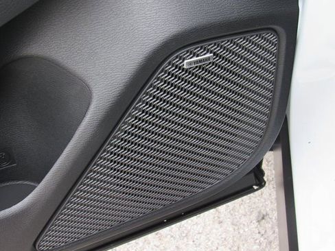 New 2026 Mitsubishi Outlander ES FWD image 12