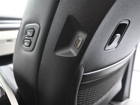 Certified 2024 Kia Carnival SX Prestige image 14