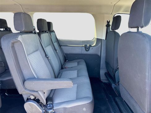 Used 2023 Ford Transit 350 XLT image 28