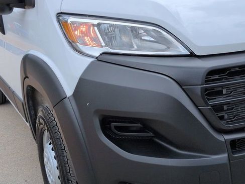 Used 2026 RAM ProMaster 2500 w/ Convenience Group FWD image 11