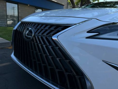 Used 2022 Lexus ES 350 w/ Accessory Package 2 FWD image 8