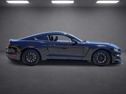 Used 2016 Ford Mustang Shelby GT350 w/ Technology Package RWD image 3