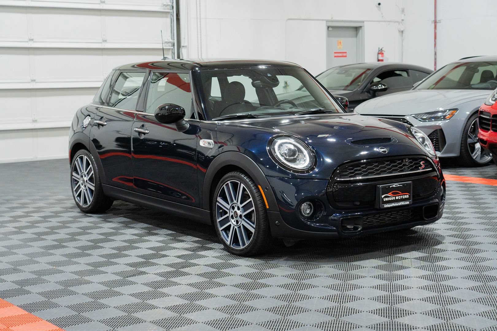 Used 2020 MINI Cooper S w/ Driver Assistance Package FWD image 10
