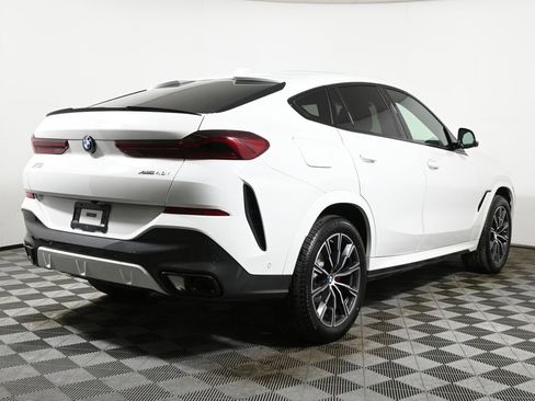 New 2026 BMW X6 xDrive40i w/ Climate Comfort Package image 7